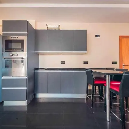 Casa Da Terca - View And Parking *