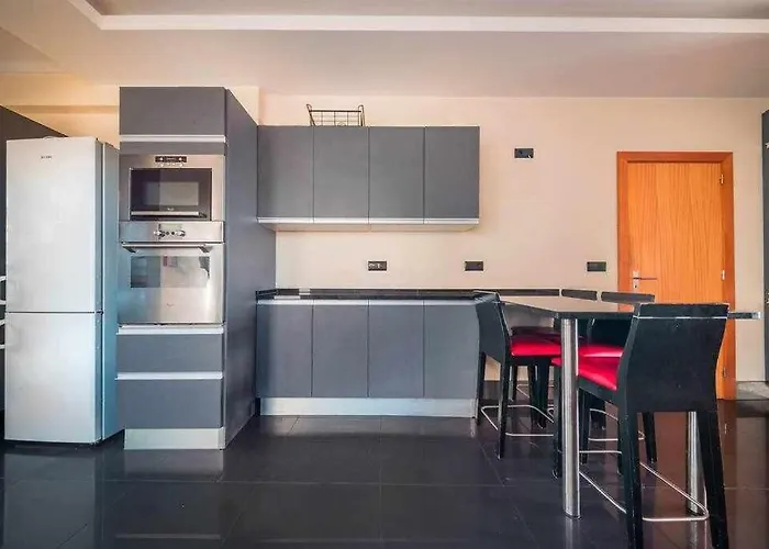 Casa Da Terca - View And Parking *