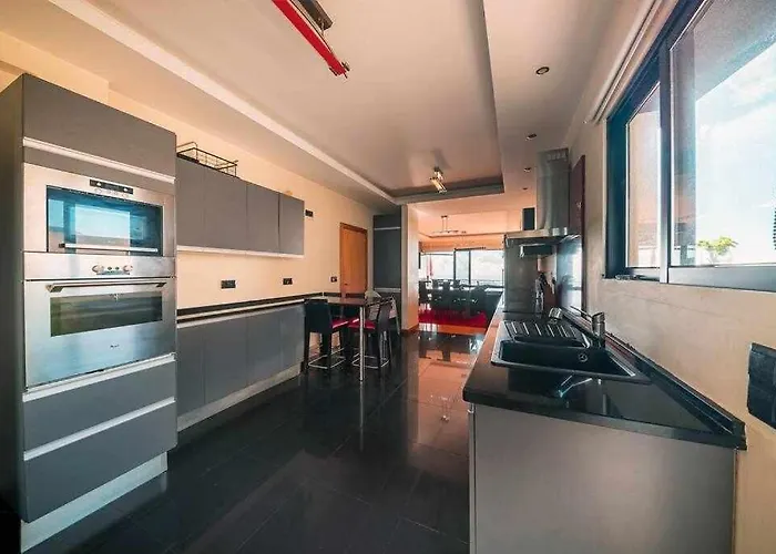 Casa Da Terca - View And Parking Villa *